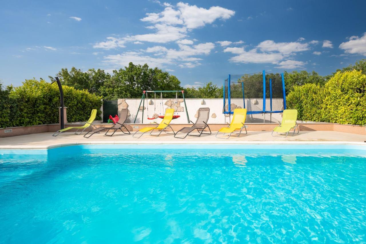 Holiday Residence Maja Katuni Extérieur photo
