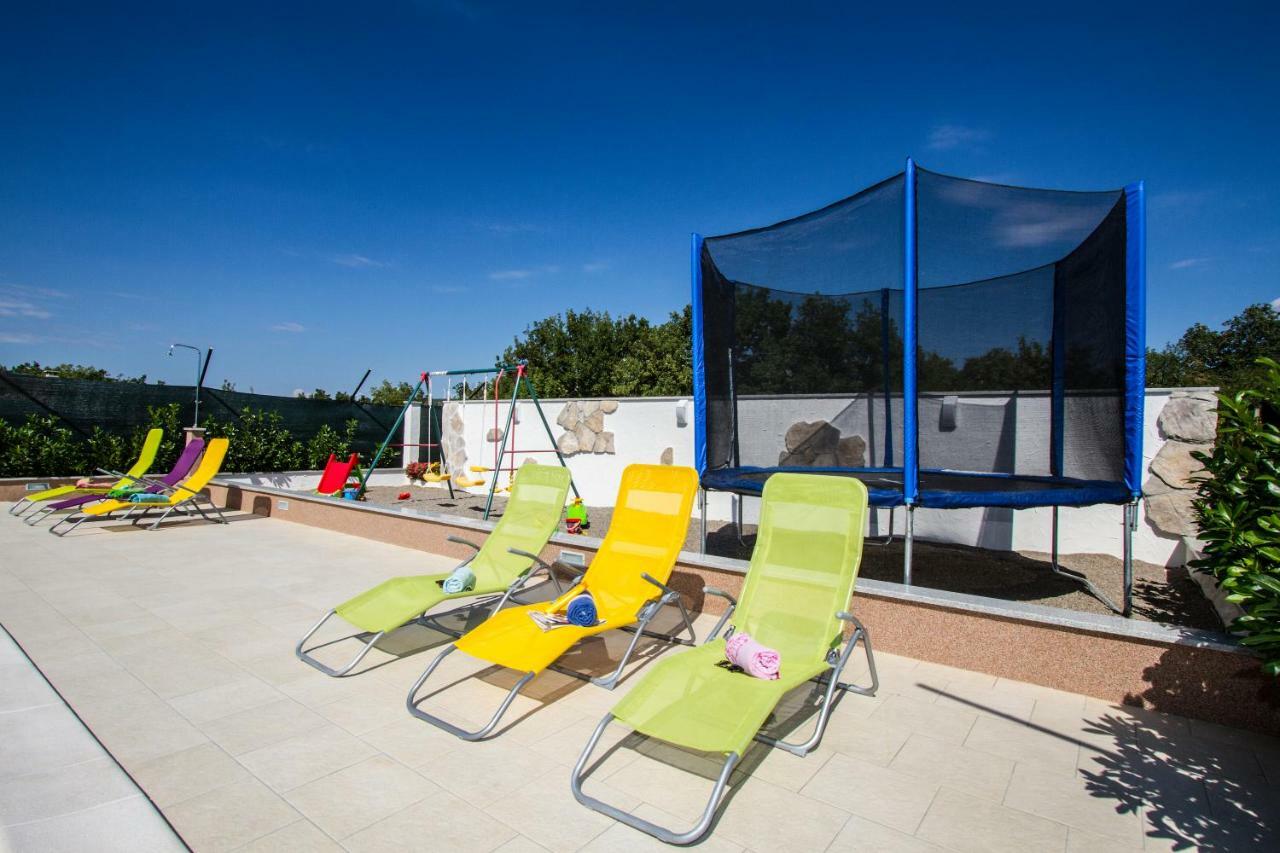 Holiday Residence Maja Katuni Extérieur photo