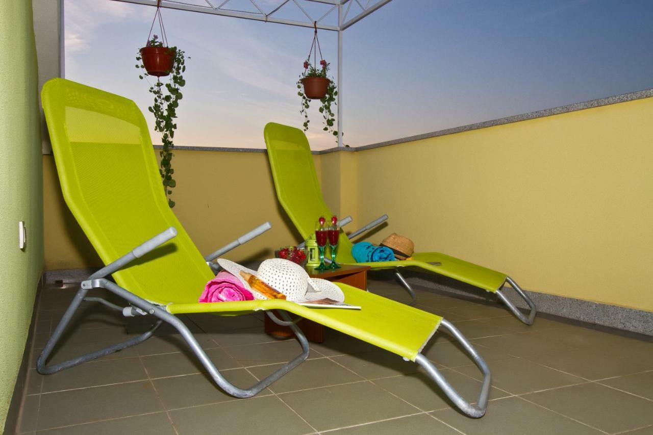 Holiday Residence Maja Katuni Extérieur photo